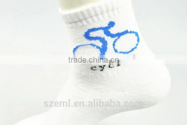 2015 mens fashion sport casual style combed cotton men socks