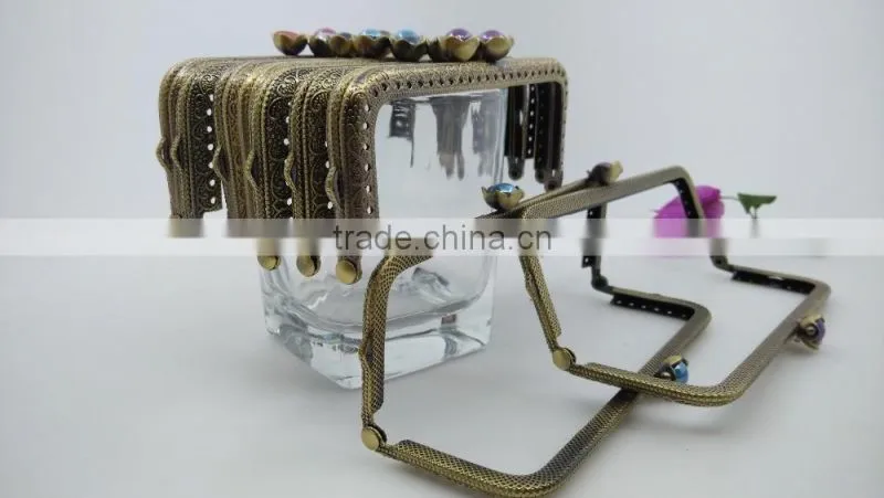 KINGSO 5PCS Retro Metal Frame Purse Coin Bag Kiss Clasp Lock DIY Craft 12.5*5.5 cm Assorted Lotus Bead