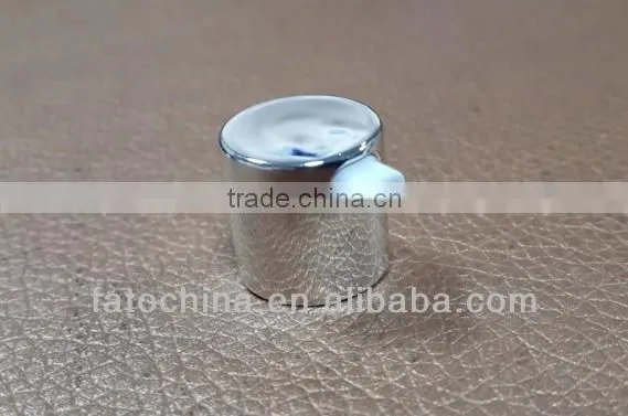 cosmetic assembly machine