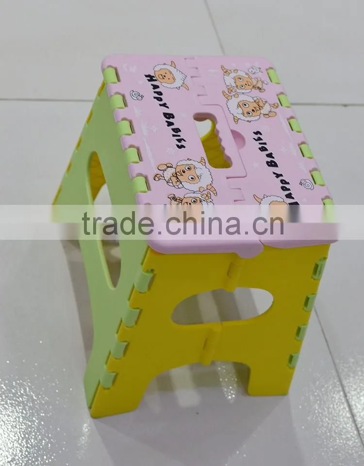 Yellow Color Plastic Folding Stools, Mini Plastic Folding Stools