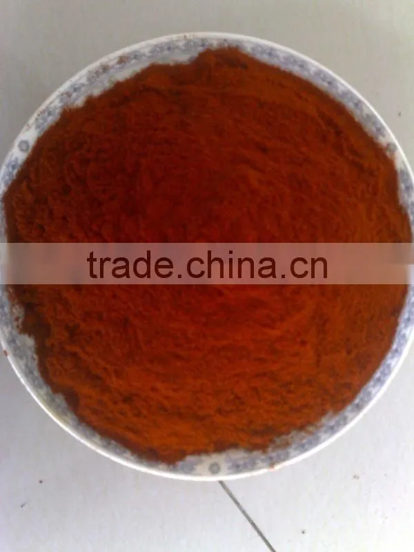 red dried hot chili pepper powder