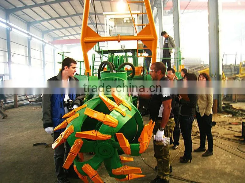 excavating gold dredger
