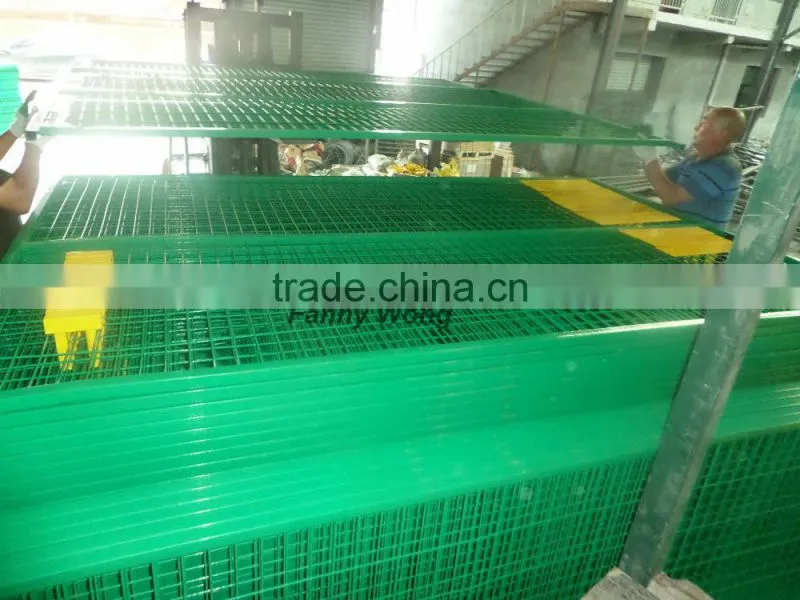 pipe frame colorful powder coated welded wire mesh temporary fence