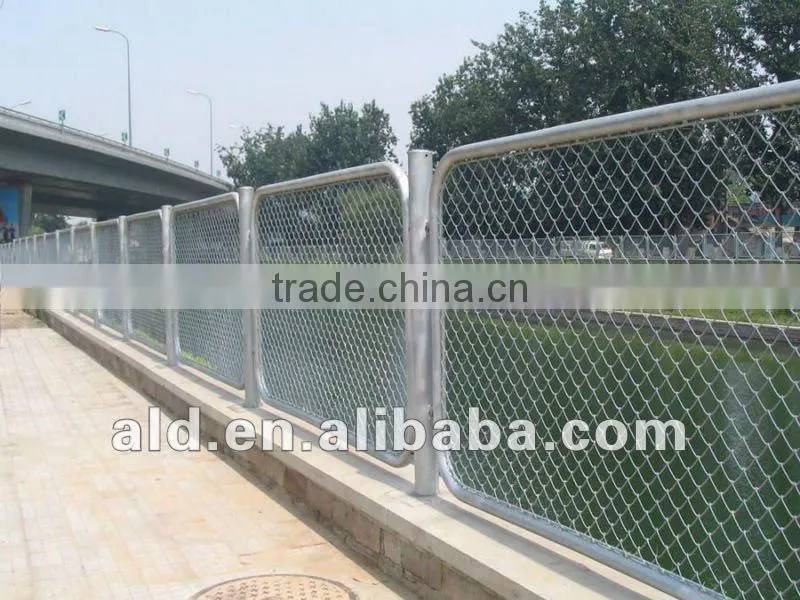 TOP quality Chain Link Fence 10 years experience Factory