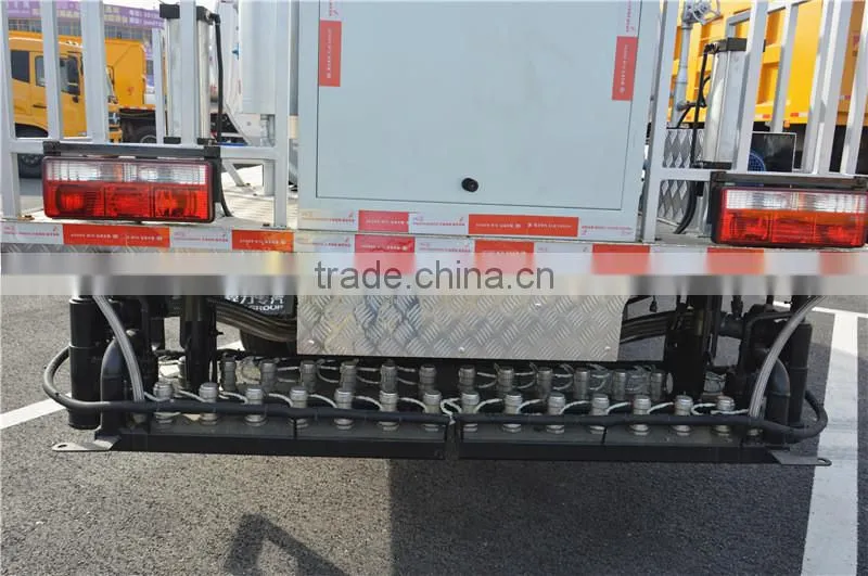 Dongfeng 6000L mini bitumen distributor truck