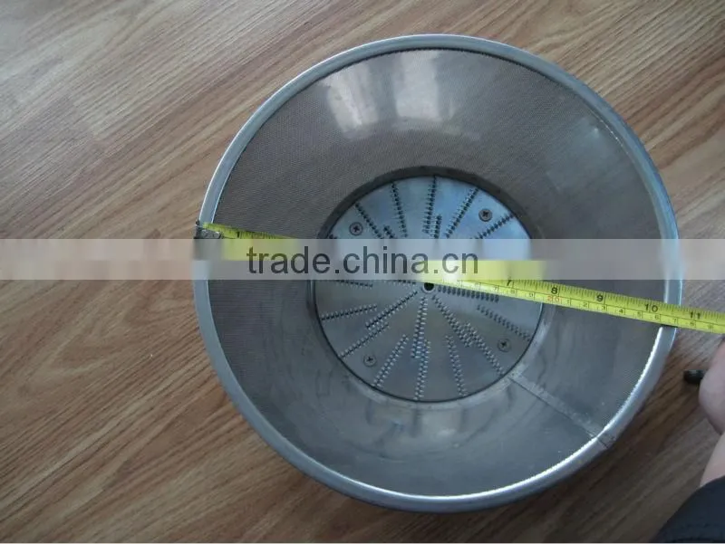 GRT - A2000 Heavy duty vegetable juicer