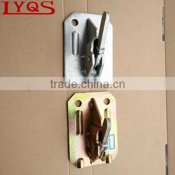 Pressed formwork spring clamp for concrete