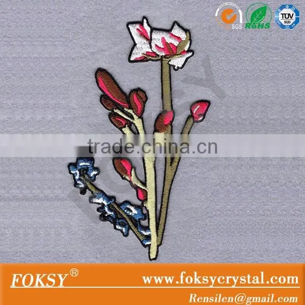 Beautiful flower iron on Embroidered patch high quality