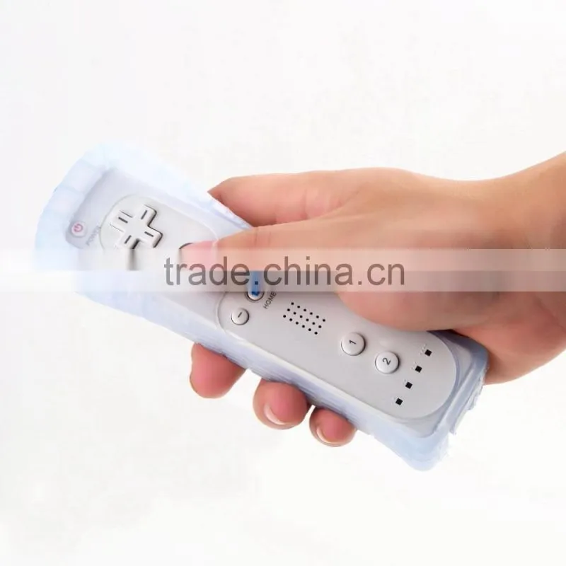 Game Motion Plus Remote Nunchuck Controller Wireless Gaming Nunchuk Controllers with Silicon Case Strap For Nintendo Wii Console
