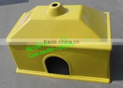 Plastic Incubator keep piglets warming