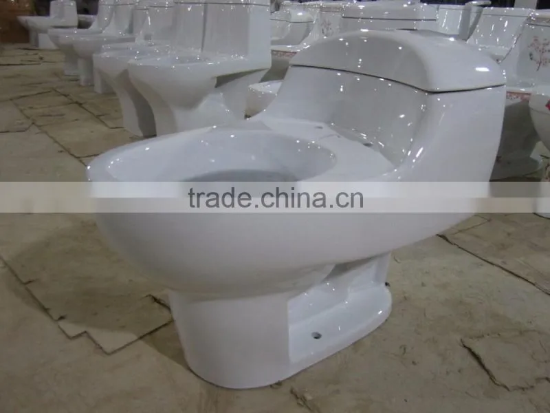 ceramic single piece washdown toilet/ cheap one piece wc toilet