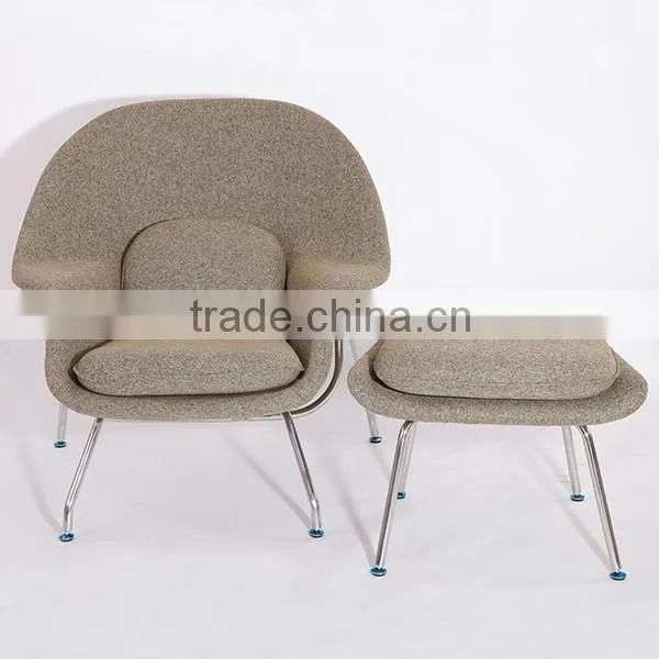 Womb Chair with Footrest Eero Saarinen lounge chair