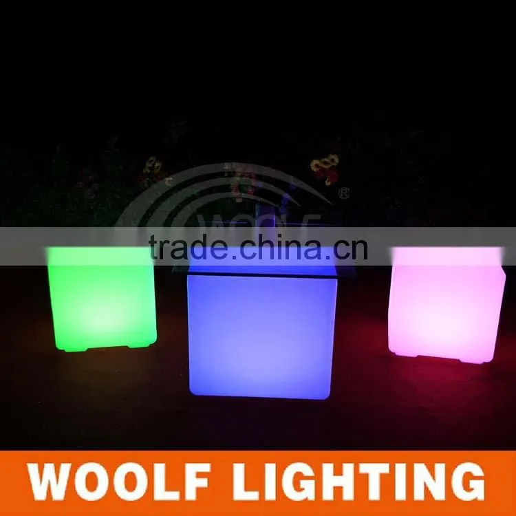Arts and Gift Popular Colorful LED Lighting Glowing Cube