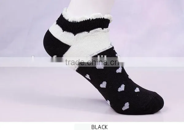 100%cotton pretty lace love heart pattern women socks