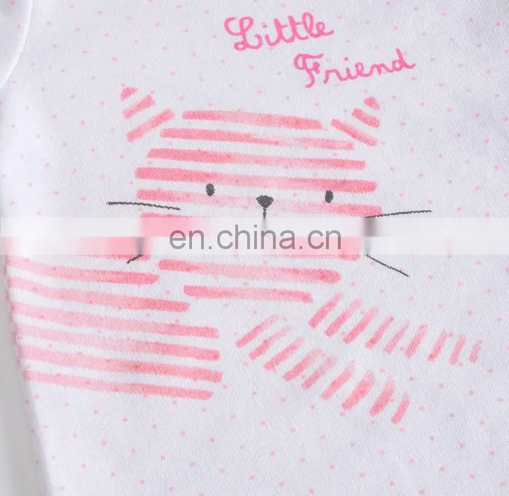2017 Wholesale autumn winter newborn baby clothes soft cotton long sleeve toddler baby romper with foot