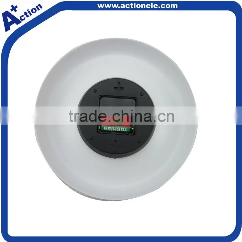 Round Shape Sweep Movement Wall Plastic Clock