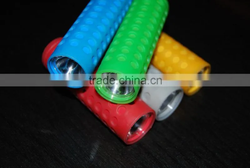 Patented new design glow in the dark AD gift mini led light torch