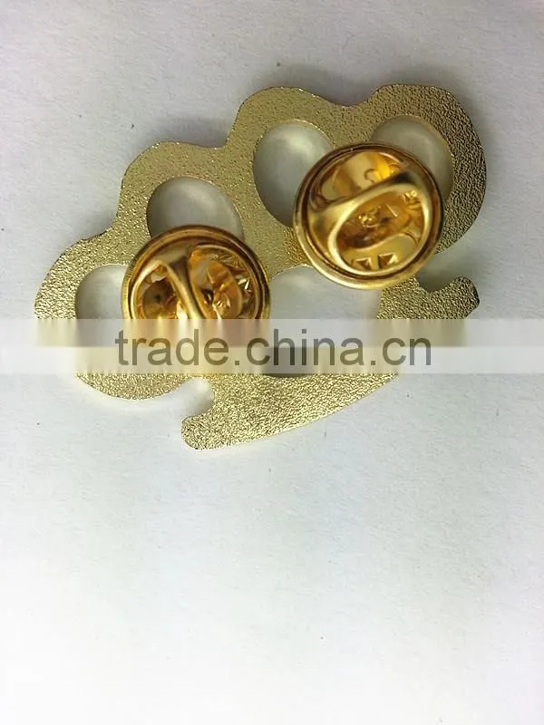 wholesale lapel pins/cutouts lapel pins