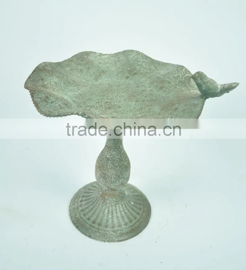 Shabby old chic iron bird bath for garden outdoor