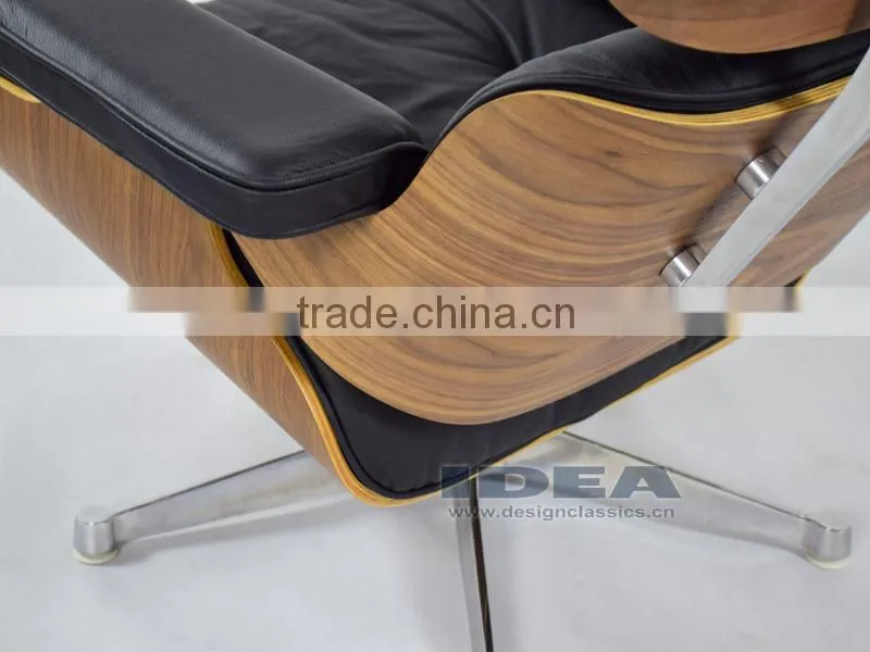 Replica Charles Lounge Chair Walnut Veneer Black leather