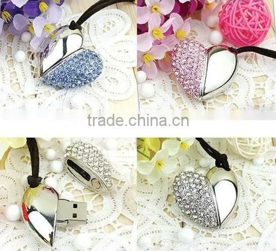 2016 New fashion heart shape USB flash drive for students