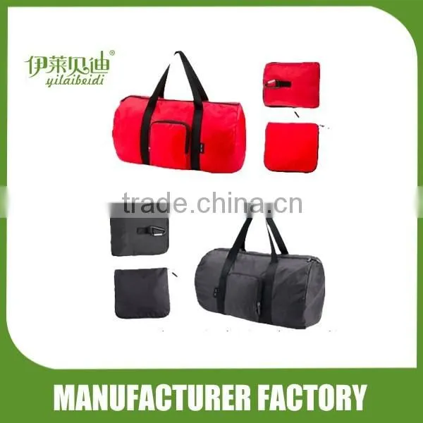 Foldable traveling bag