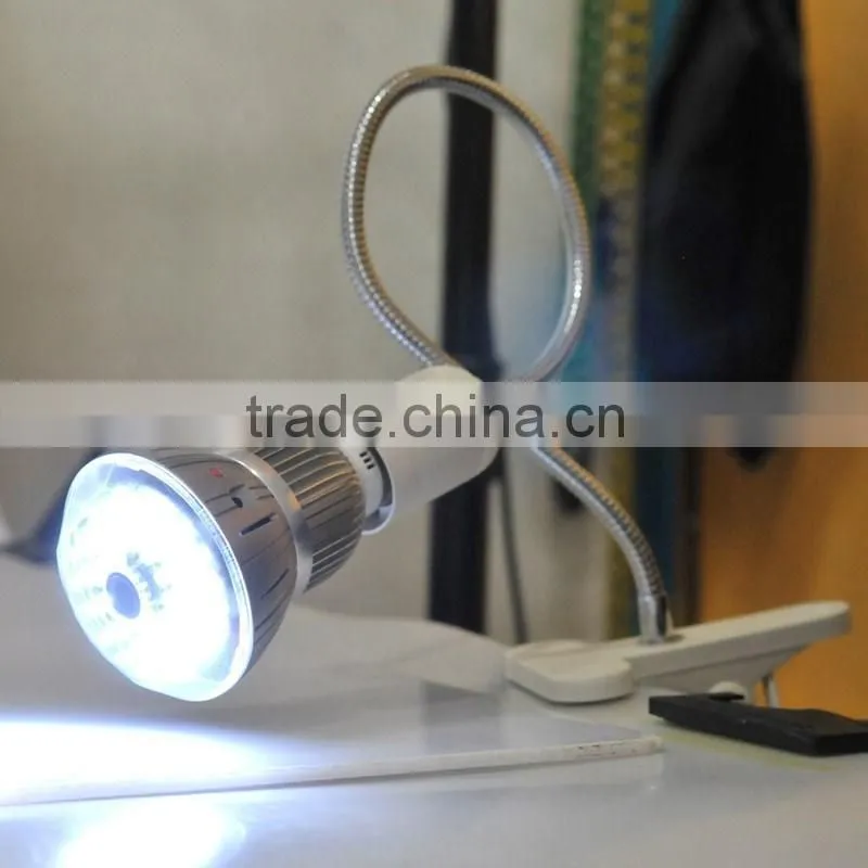 E27 Bulb Style Mini IR Night Vision Voice Activated Motion Detection Hidden Lamp Camera