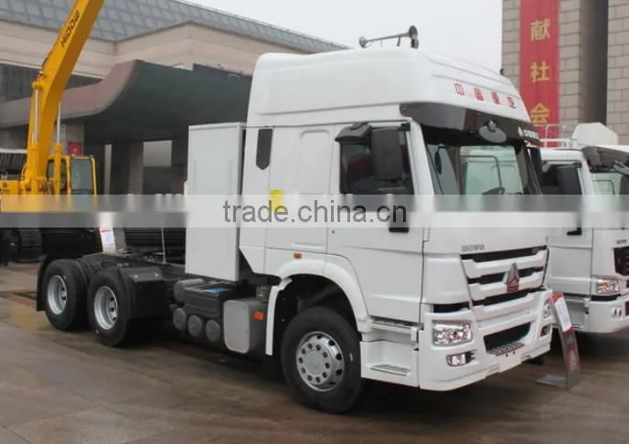 New model Sinotruk Howo 340hp 6*4 LNG prime mover for sale