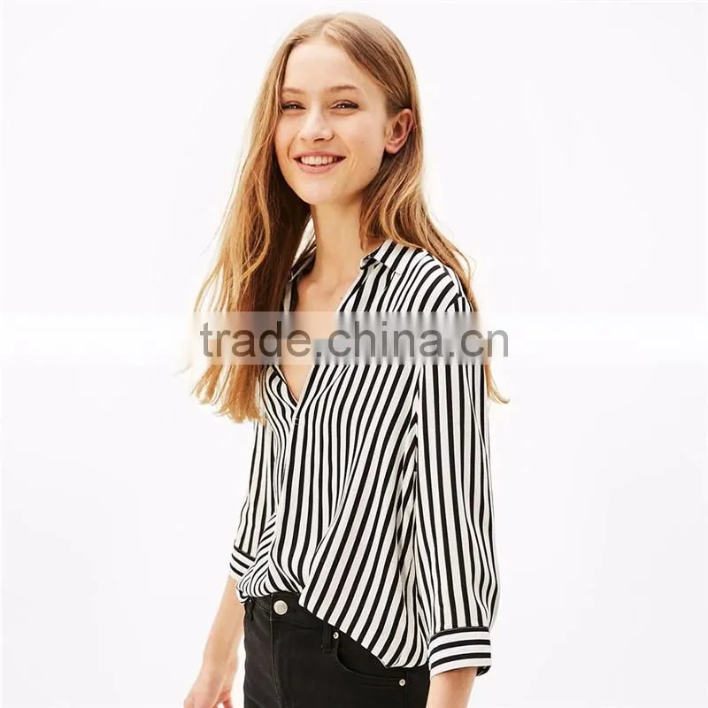 2017 OEM spring v neck cutting latest custom shirt women designs