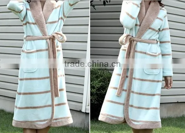 Winter thickness plain strip printed blue coral fleece bathrobe