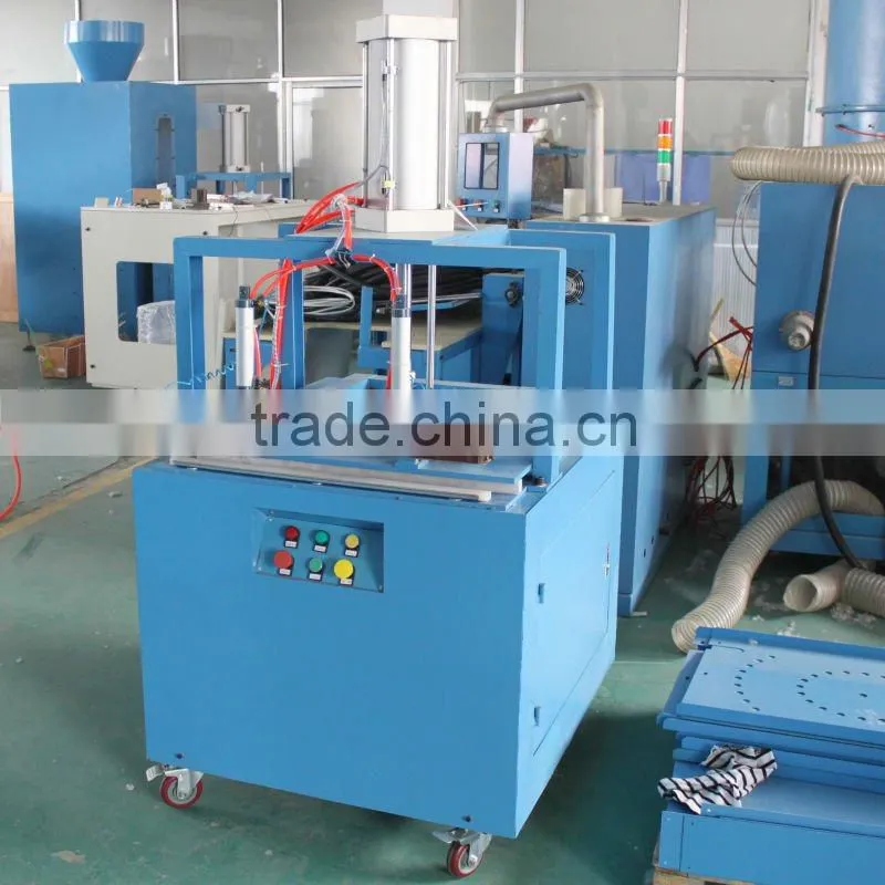 P06 Pillow vaccum packing machines in manufacture