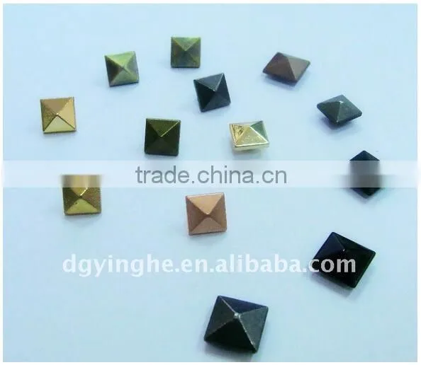 8 Metal multicolor rivets for jeans