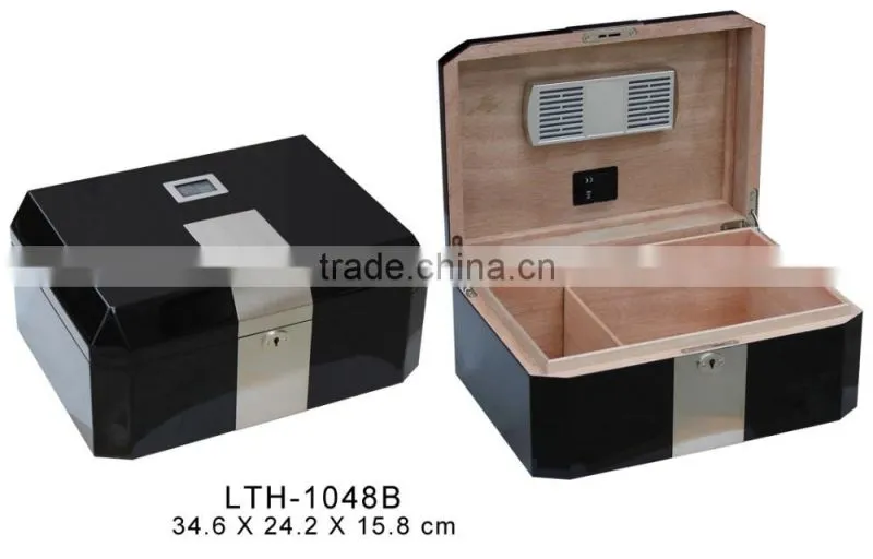 Cigar humidor cedar wood box