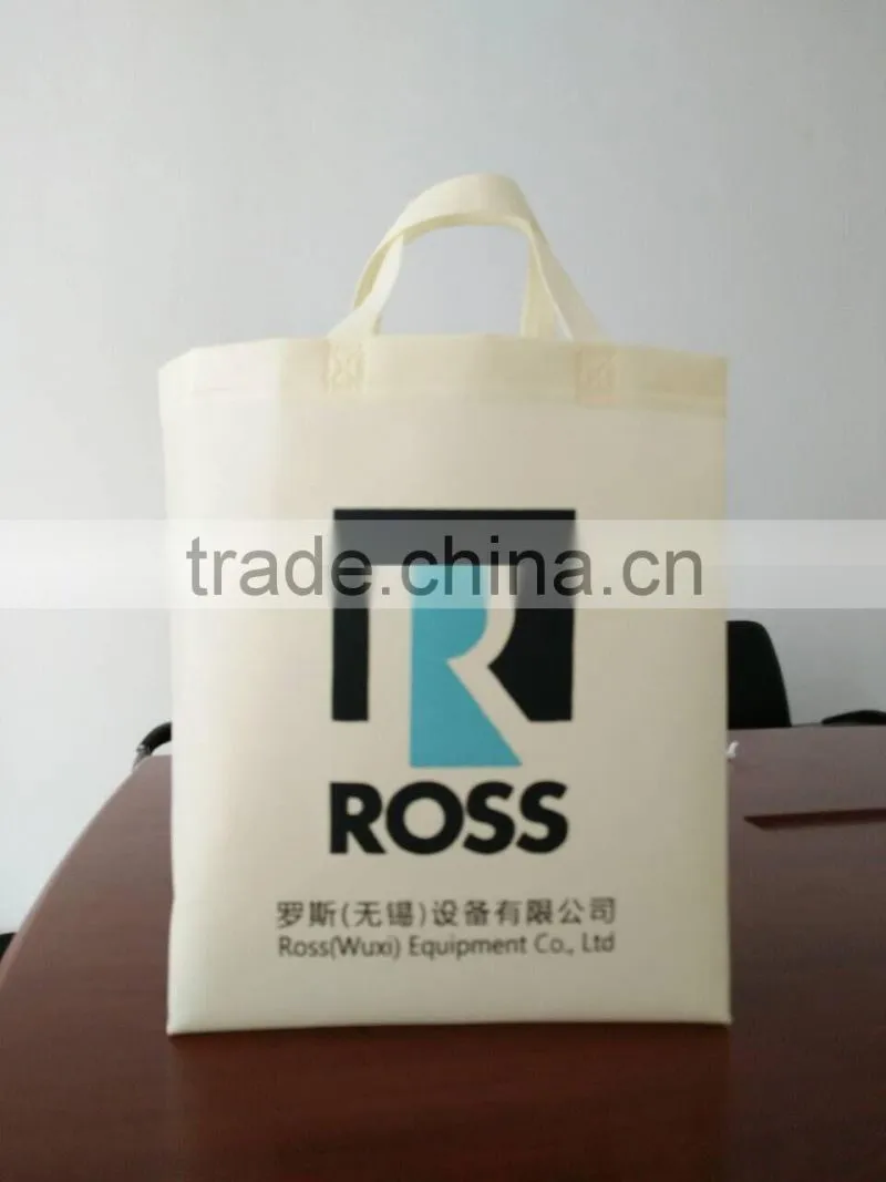 Hot sale nonwoven handle bag with customize logo and high quality
