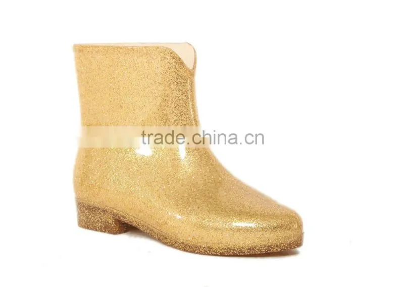 Apricot color rain boots, fashionable and comfortable rain boots and safety and fashionablerain shoes