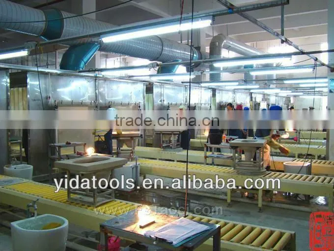 Glassy wall tile