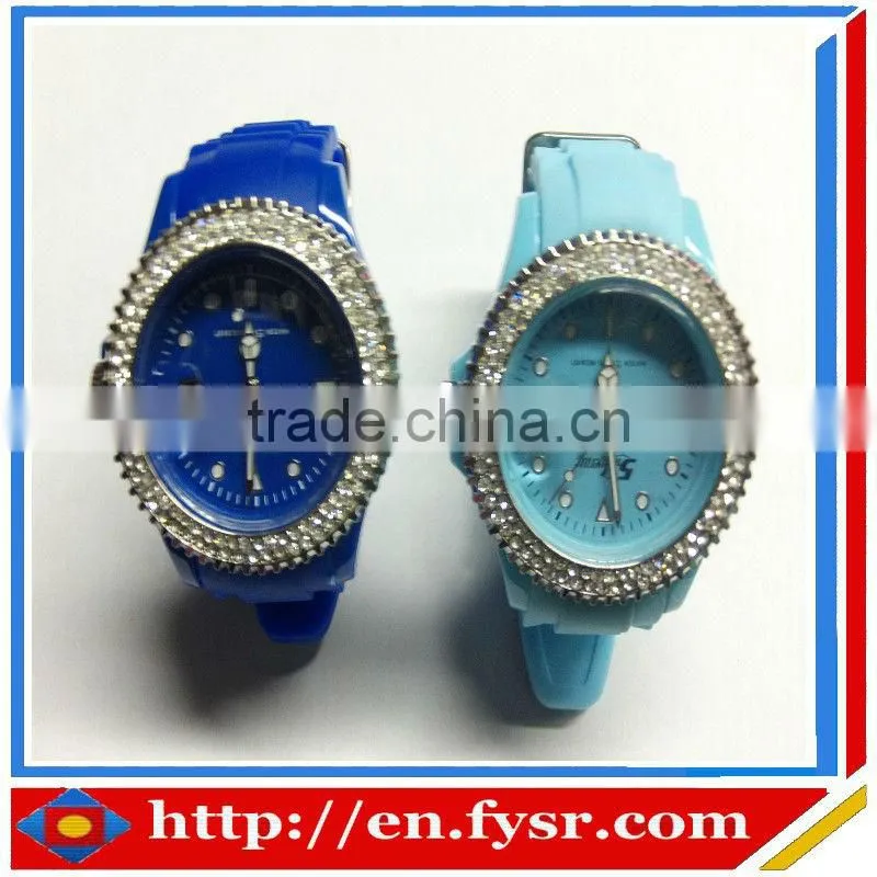 2013 new hot sales ladies silicon watch with date, colorful fashion silicone watch