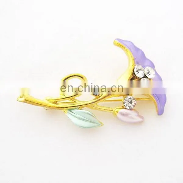 Ally express fashion jewelry party accessory personalized diamond three flowers and crystal rhinestone brooch