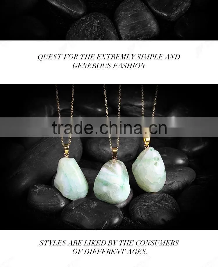 Elegant natural stone fashion necklace