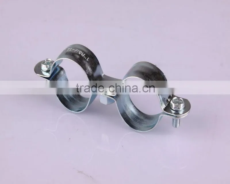 Double loop pipe clamp without rubber