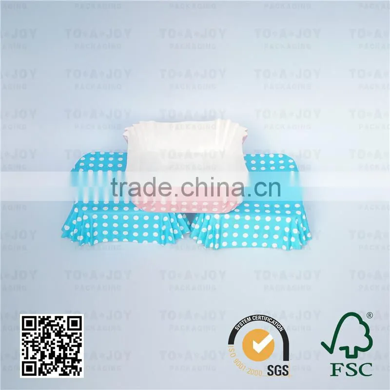 large square 8cm muffin cups