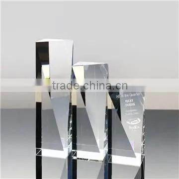 New design crystal pyramid clear and blue triangle awards