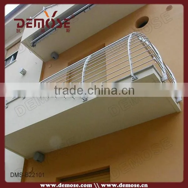 pagar balkon | tempered glass fence panels for balcony protection