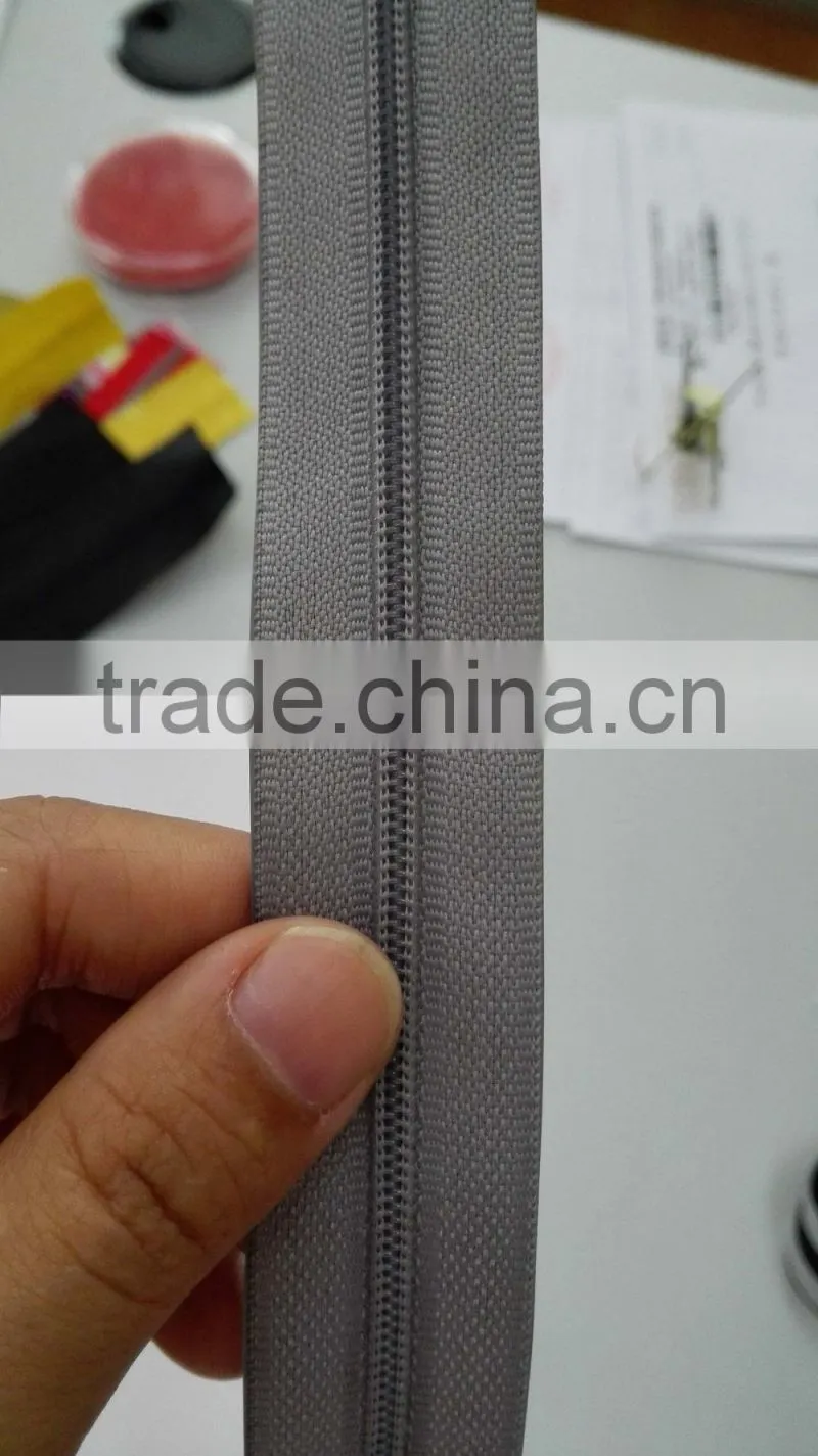 2015 5# size custom gray color waterproof zipper use for plastic waterproof zipper bag