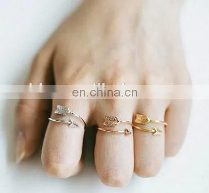 Mini cute gold knot ring jewelry