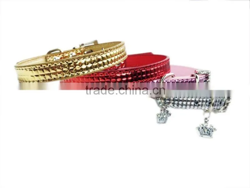 Wholesale pet supplies high gloss surface crown pendant dog collars