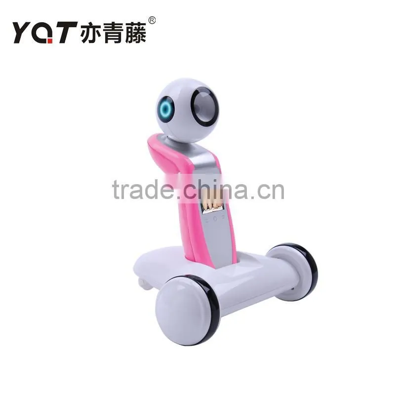 Genius Q voice chatting smart home control battery operated toy robot with phone funcion for kids