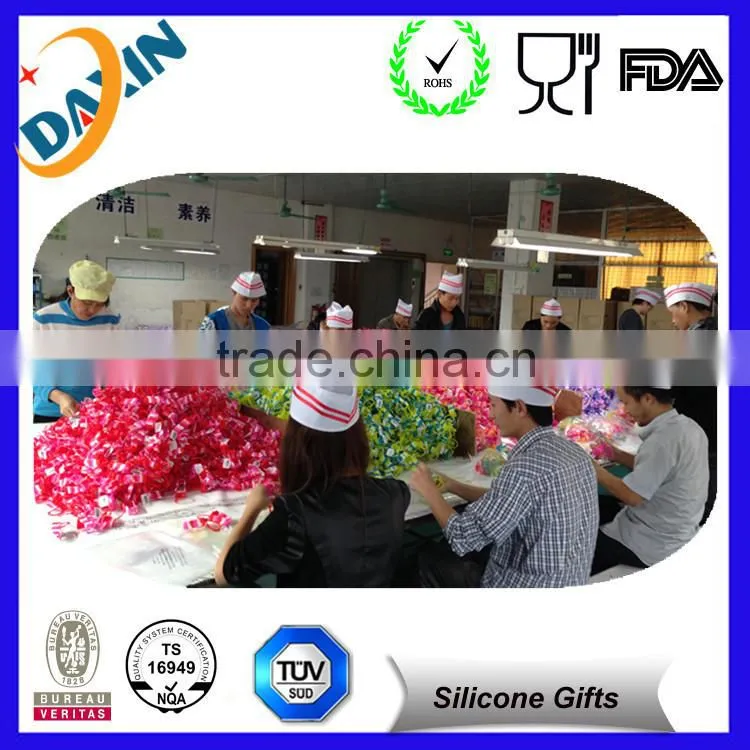 promotional gifts silicone hand sanitizer holders hand gel holders