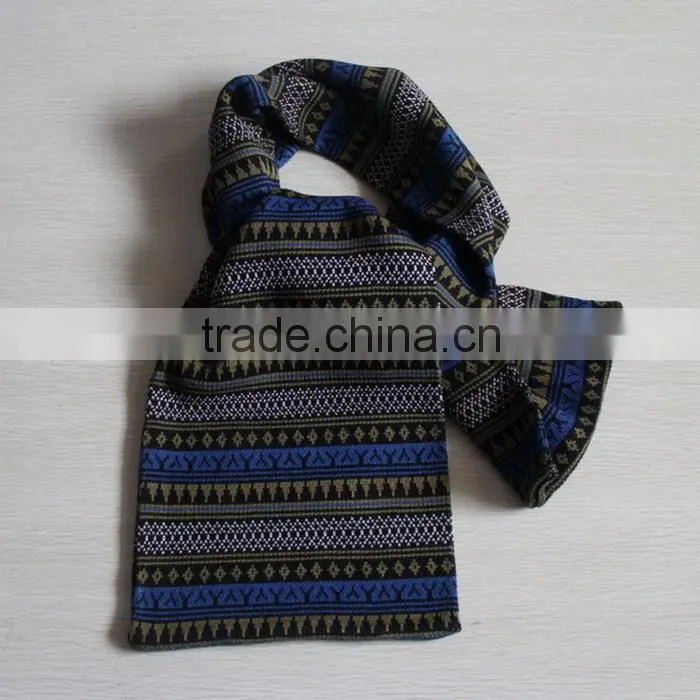 CHARACTER KNITTED STRIP WARM SCARF