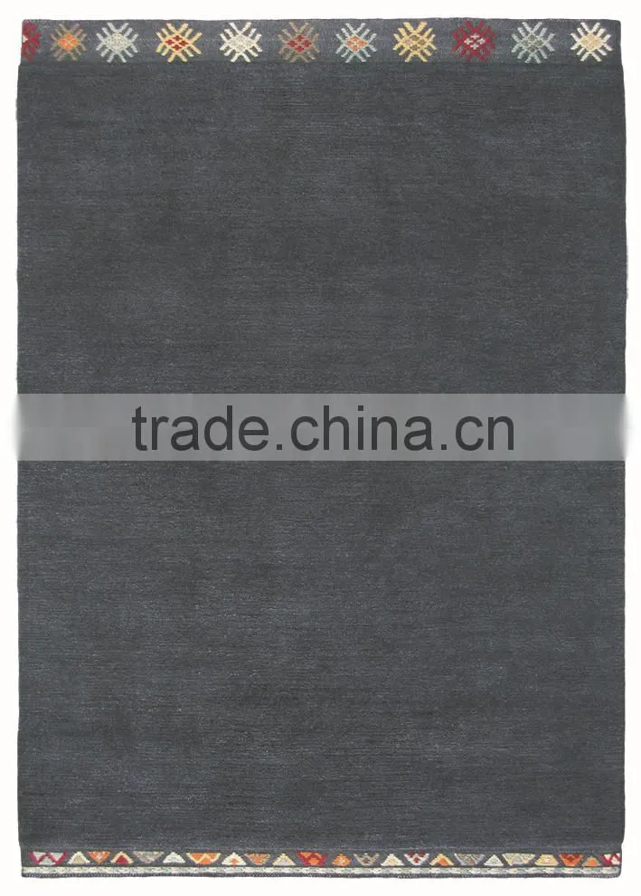 Pure color hand tufted rug for apartment, house decoration, balcony